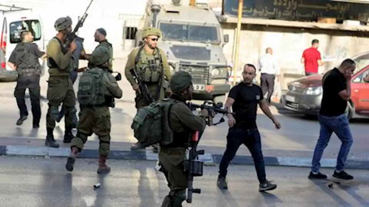 Israeli forces injure dozens of protesters in occupied West Bank