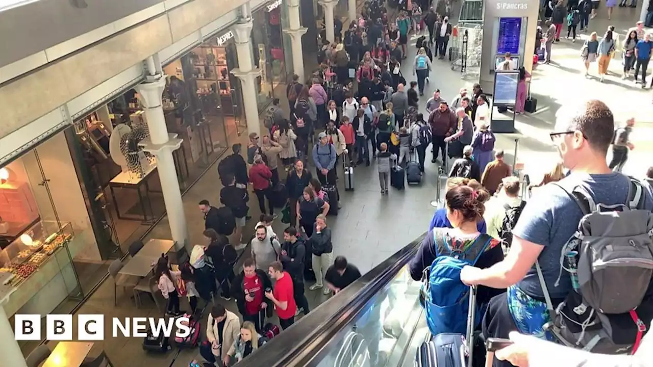 Half-term travel: EasyJet and Tui cancel flights as queues form at Dover