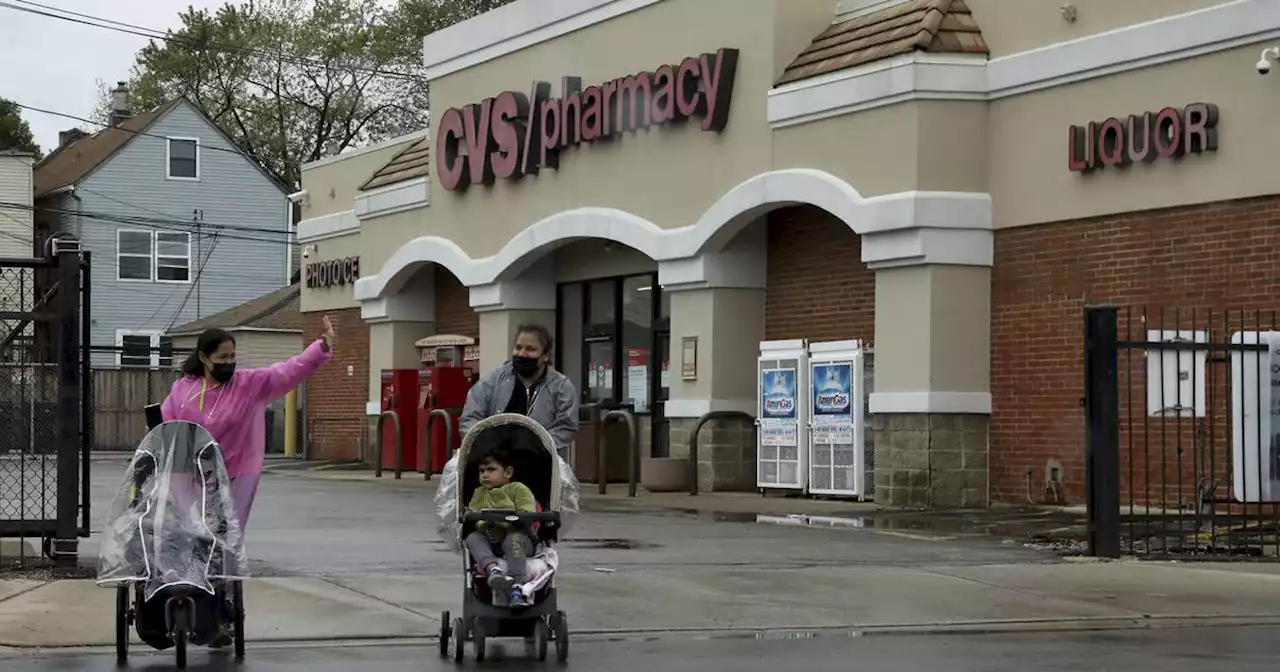 Little Village neighbors, alderman ask CVS to stop closure of Little Village pharmacy