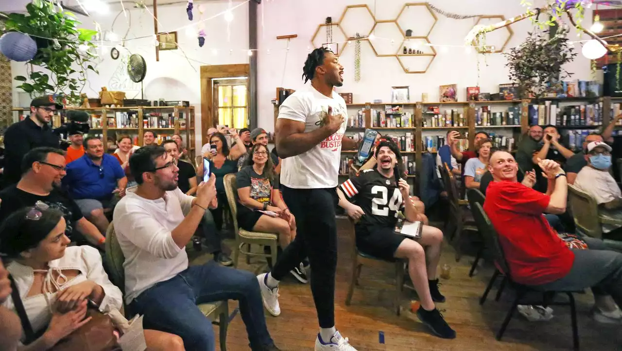 Cleveland Browns players have nerdy fun in ‘Dungeons & Dragons’ charity event (photos)