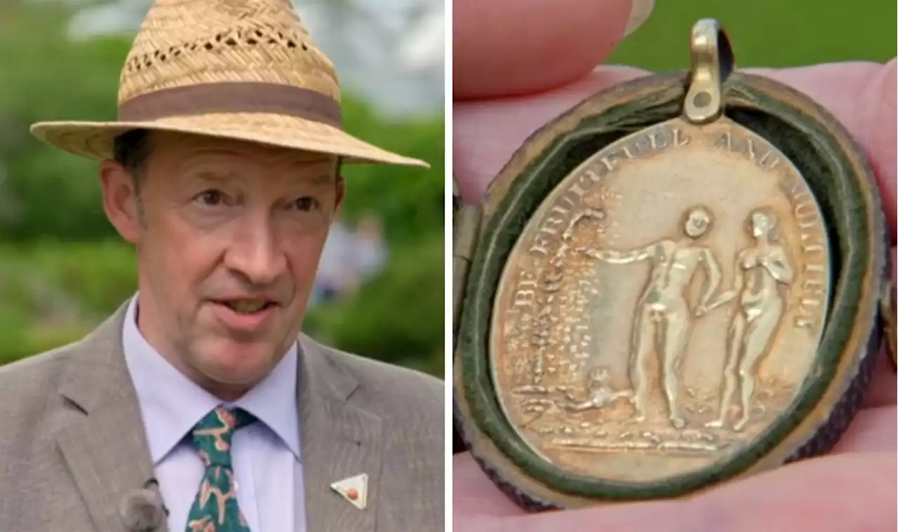 Antiques Roadshow expert uncovers ‘disappointing’ medal detail after it doubles in value