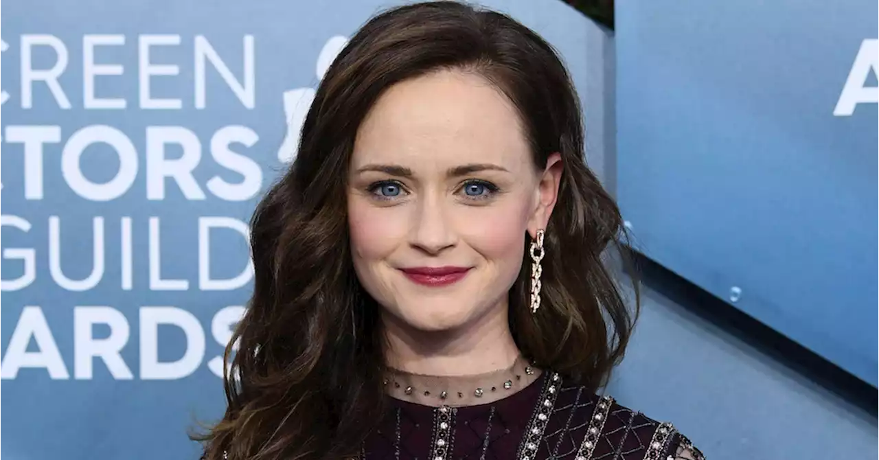 Alexis Bledel Announces Exit From The Handmaid's Tale - E! Online