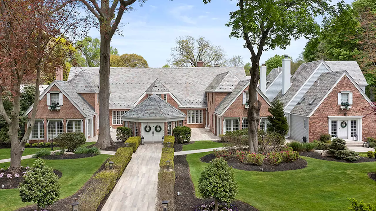 ‘Miracle Mop’ Inventor Joy Mangano Lists Her Historic Long Island Estate for $20 Million