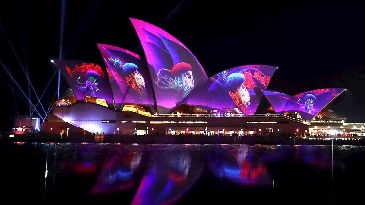 Crowds gather for return of Vivid Sydney