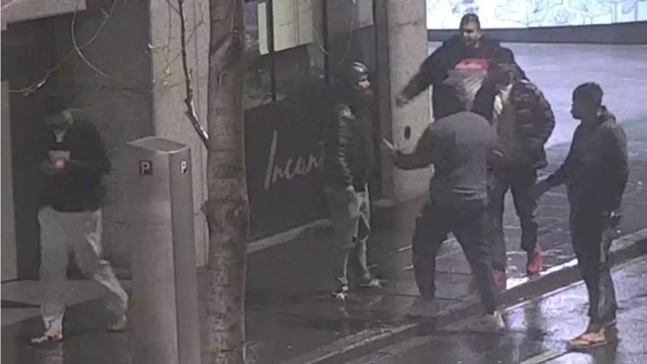 Police hunt for six men after Sydney CBD attack