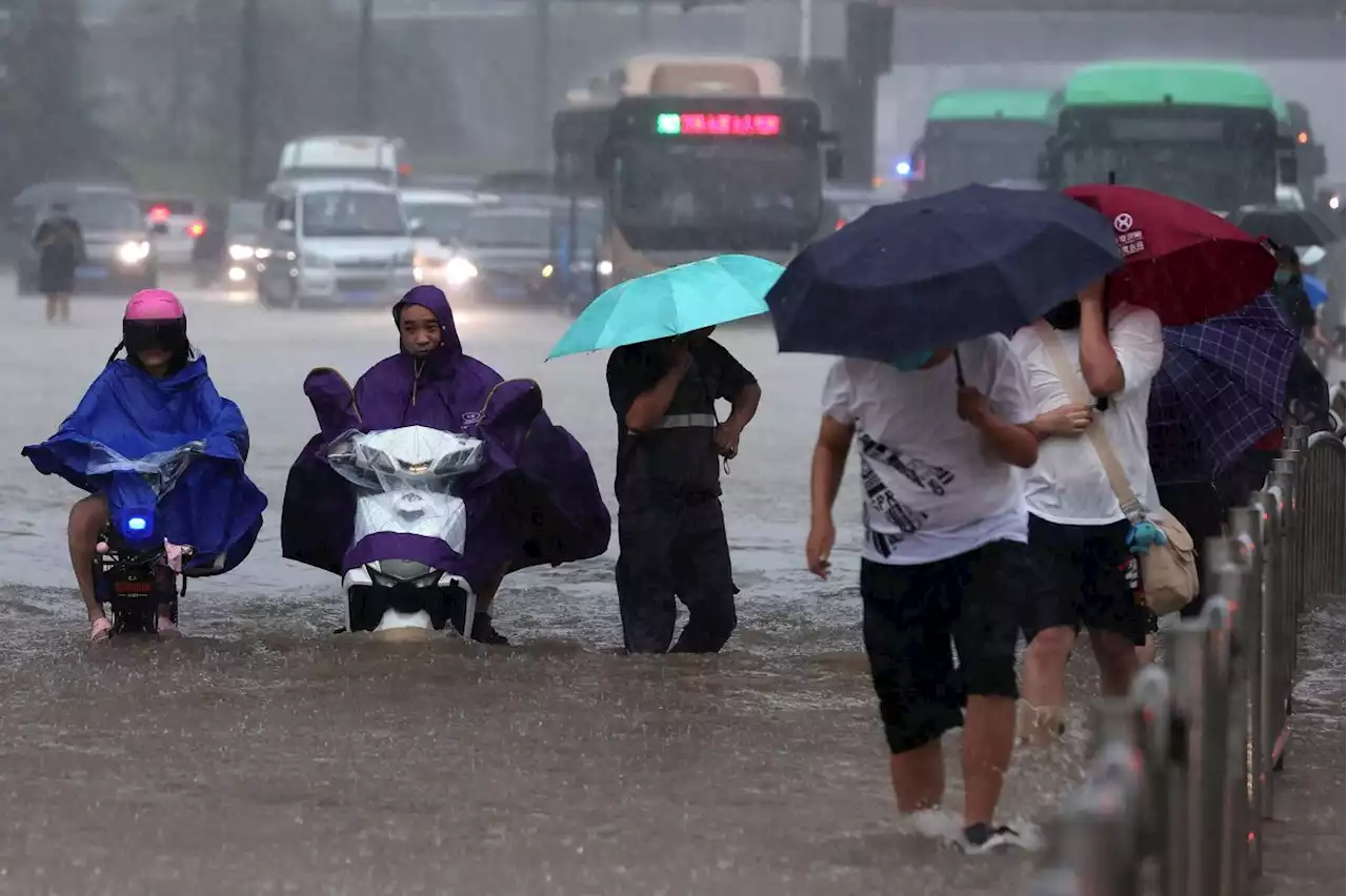 15 dead and three missing after torrential rains in southern China