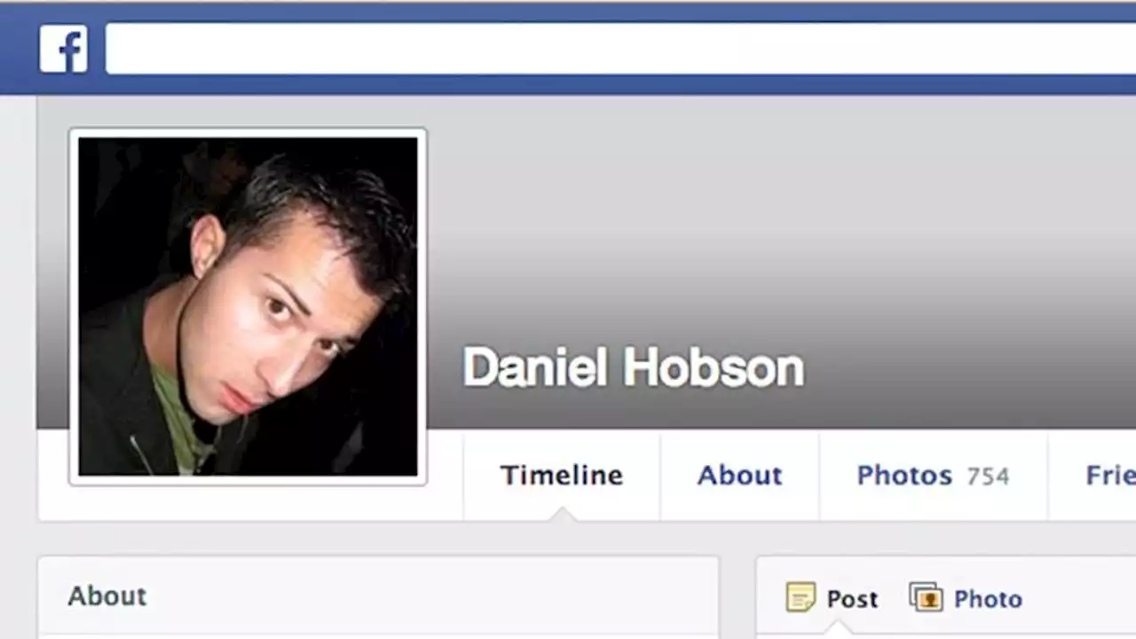 Weird-Looking Guy Somehow Manages To Look Normal In Facebook Profile Picture