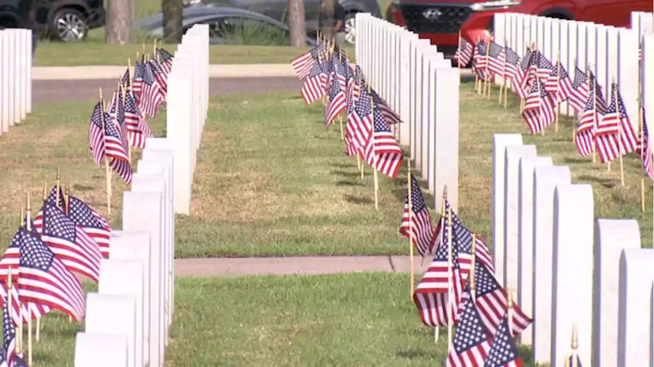 ‘It takes a piece of you’: Service at Jacksonville National Cemetery honors true meaning of Memorial Day