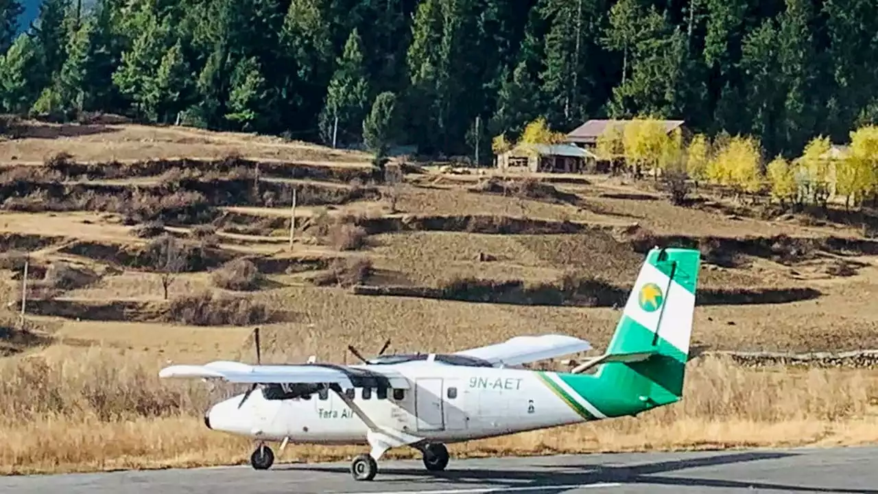 Flugzeug in Nepal mit zwei Deutschen an Bord vermisst