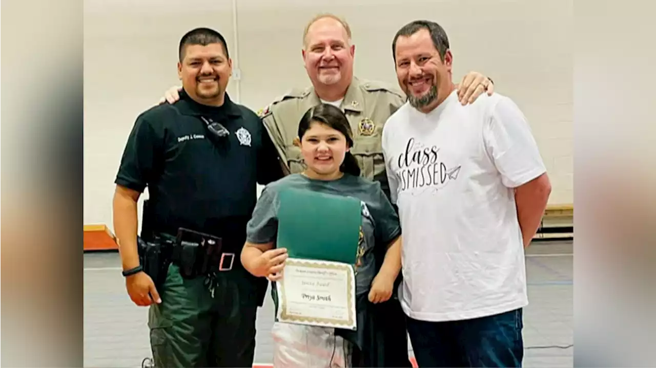 ‘Let me thank you’: 10-year-old girl awarded for saving teacher from choking