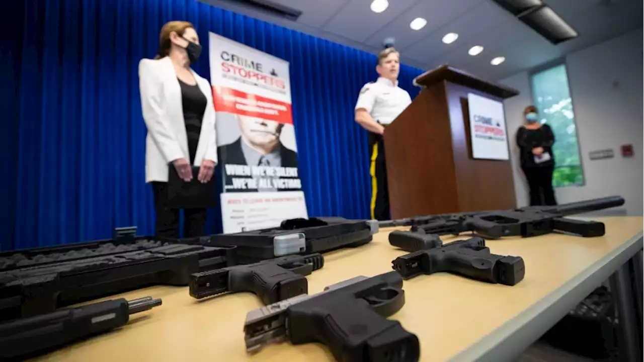 Handguns used in majority of firearm-related violent crimes in Canada, StatCan finds