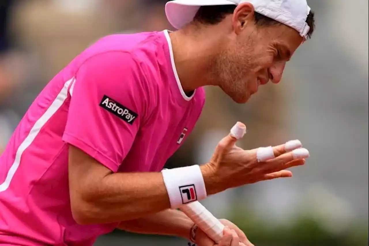 La eliminación de Diego Schwartzman en Roland Garros: poca energía, las chances que no aprovechó y el encuentro con una estrella del fútbol