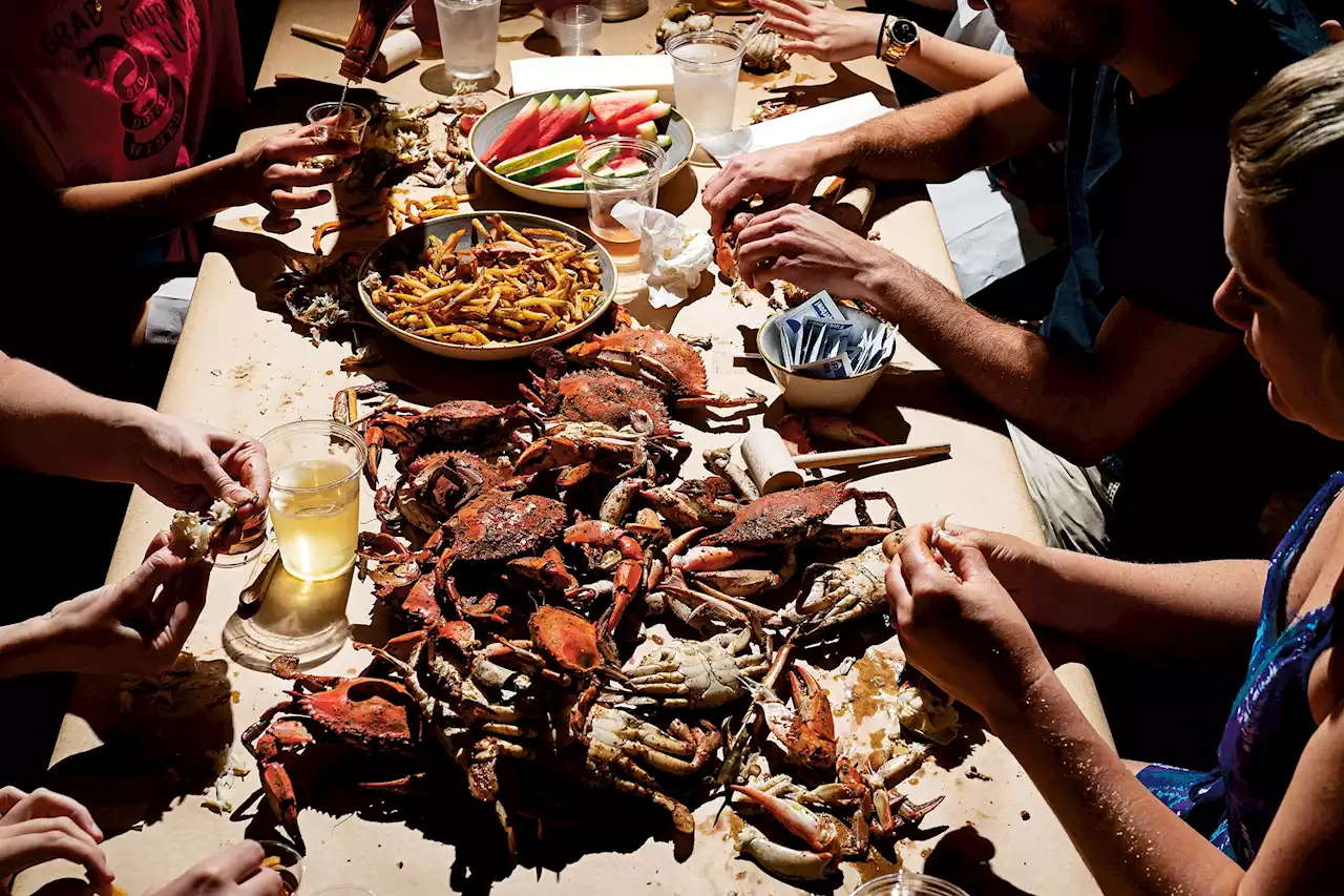 Our 17 Favorite Chesapeake Bay Crab Houses