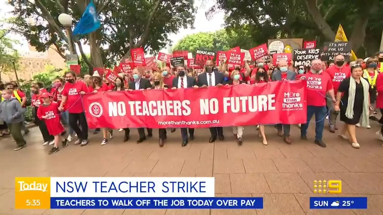 Thousands of NSW children stay home as teachers strike