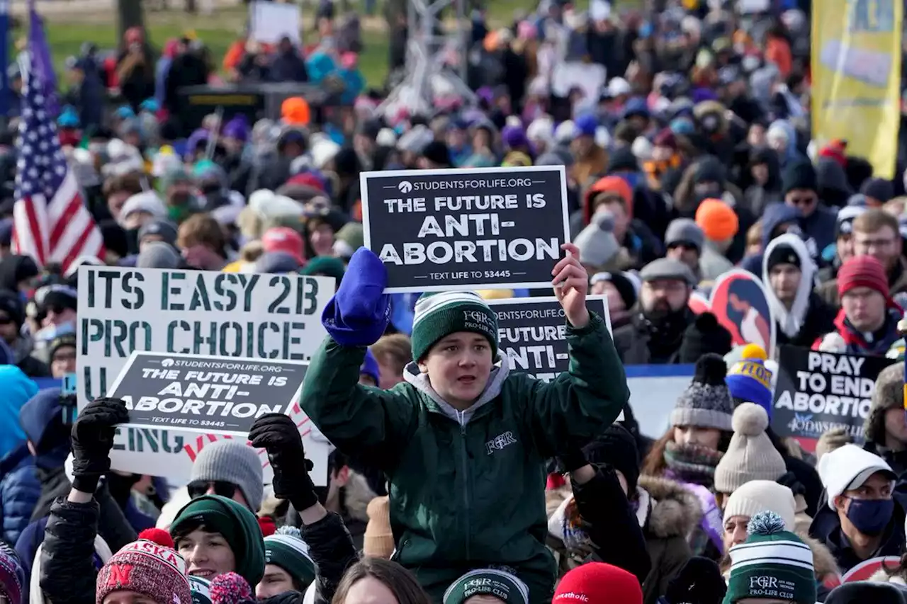 Draft of leaked opinion shows Supreme Court considering overturning Roe v. Wade, Politico reports