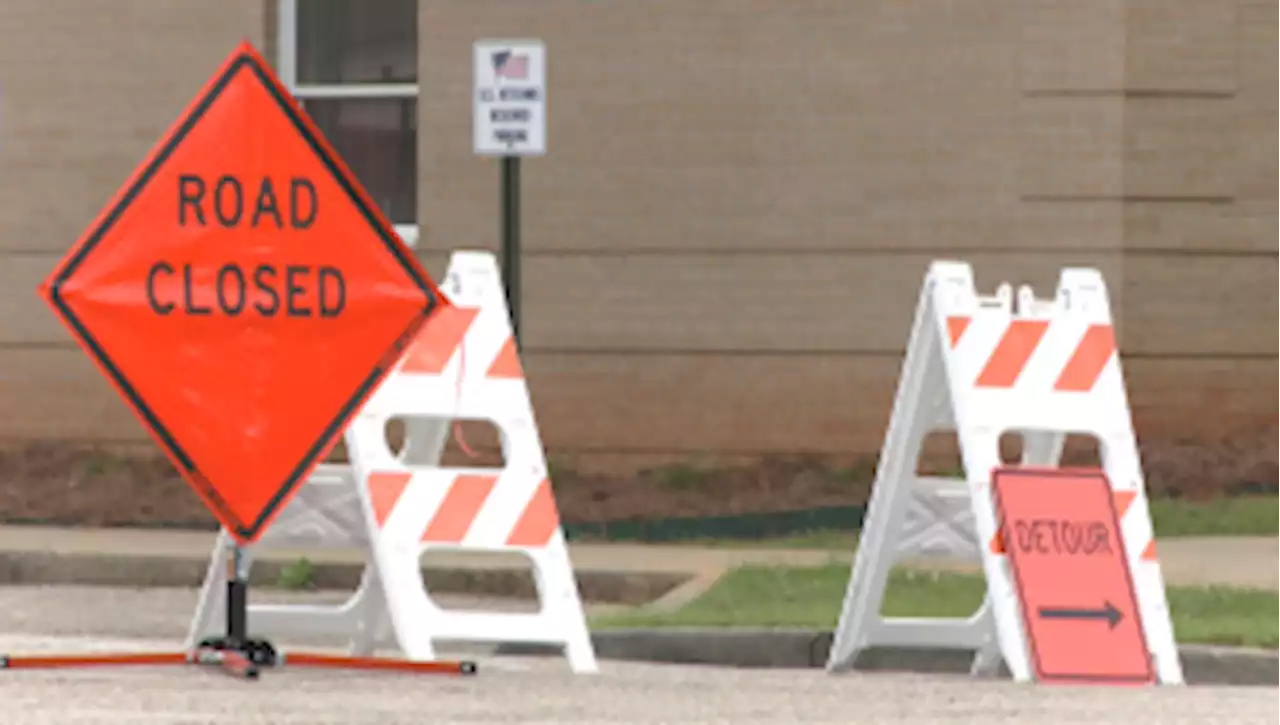 Sewer Break Closes Road in Prattville - Alabama News