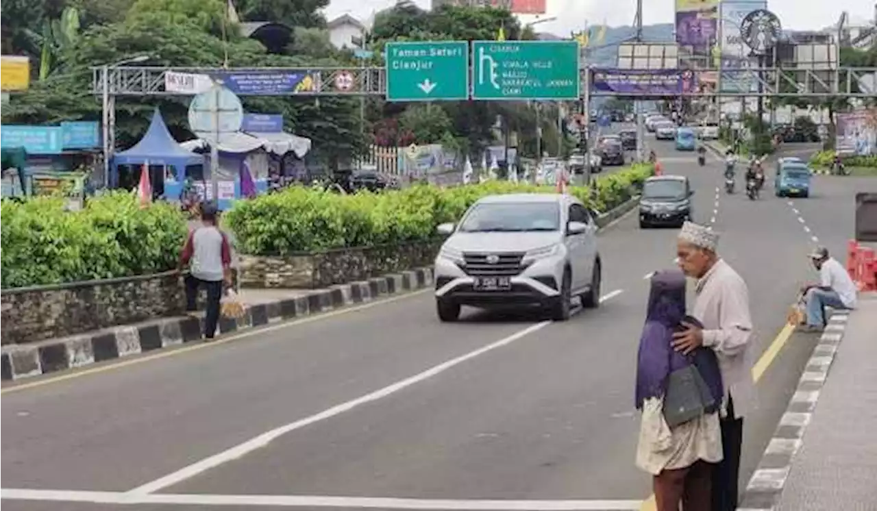 H+2 Lebaran, Puncak Bogor Padat dan Berlaku One Way