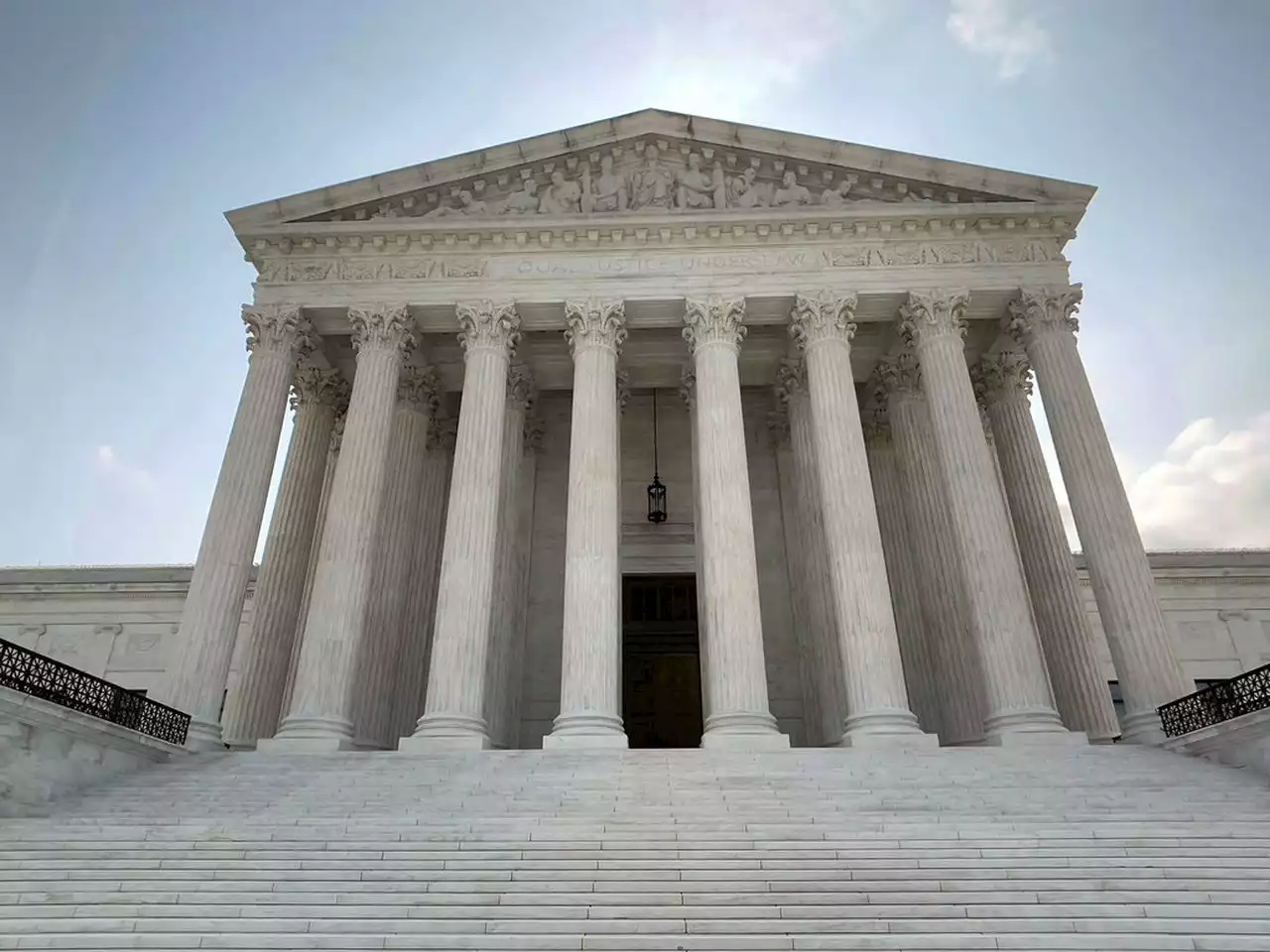 Leak from Supreme Court leaves observers stunned