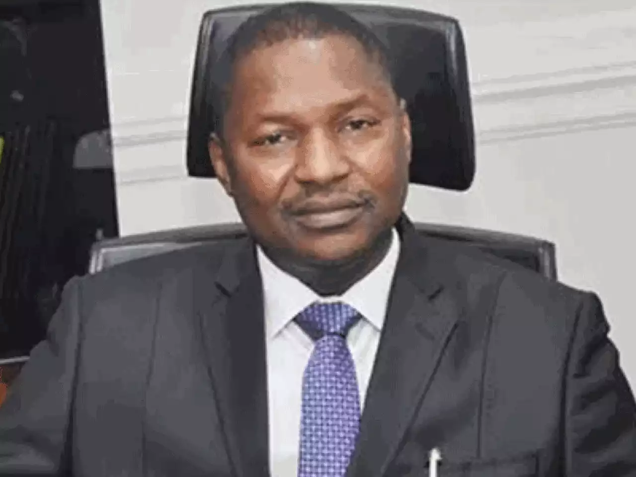 2023: Very suspicious - EFCC told to immediately probe Malami over 200 SUVs' gift to APC leaders