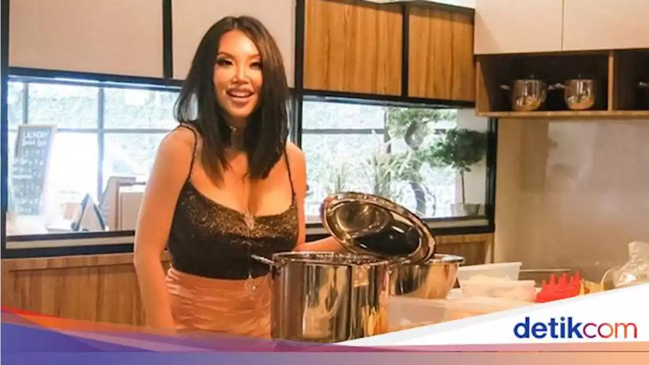 6 Potret Vindy Lee, Chef Bergaya Crazy Rich yang Sumber Cuannya Dipertanyakan