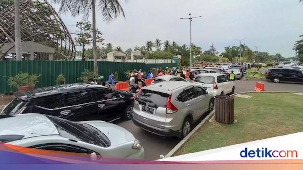 Ingin ke Pantai Ancol, Pengunjung Ini Habiskan 2,5 Jam Cari Tempat Parkir