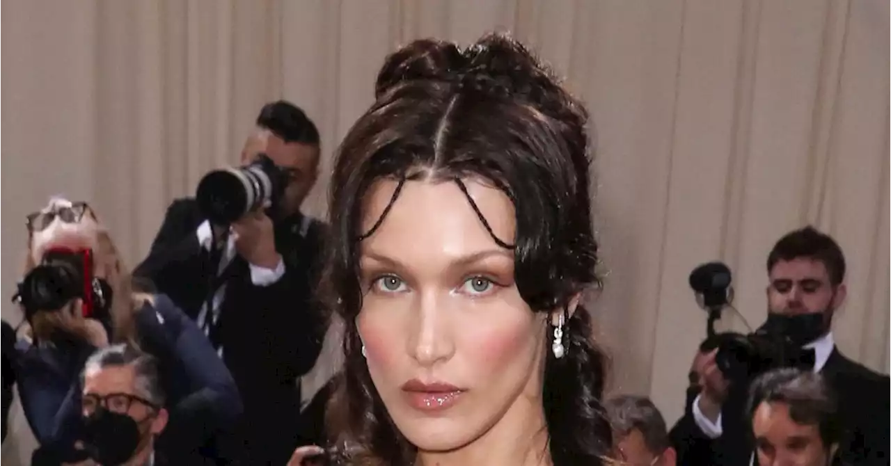 2022 Met Gala: Bella Hadid Is Chic AF In Leather Corset Look - E! Online