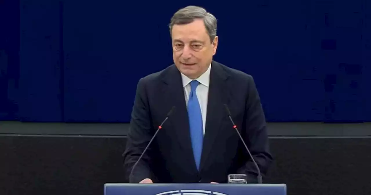 Draghi davanti al Parlamento Ue usa toni diplomatici: 'Priorità è il cessate il fuoco'