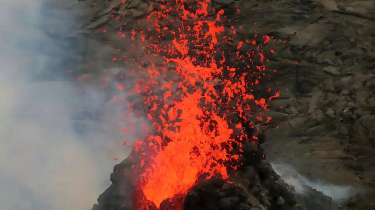 Hawaii Volcano Lava Flow Steady After Starts And Stops