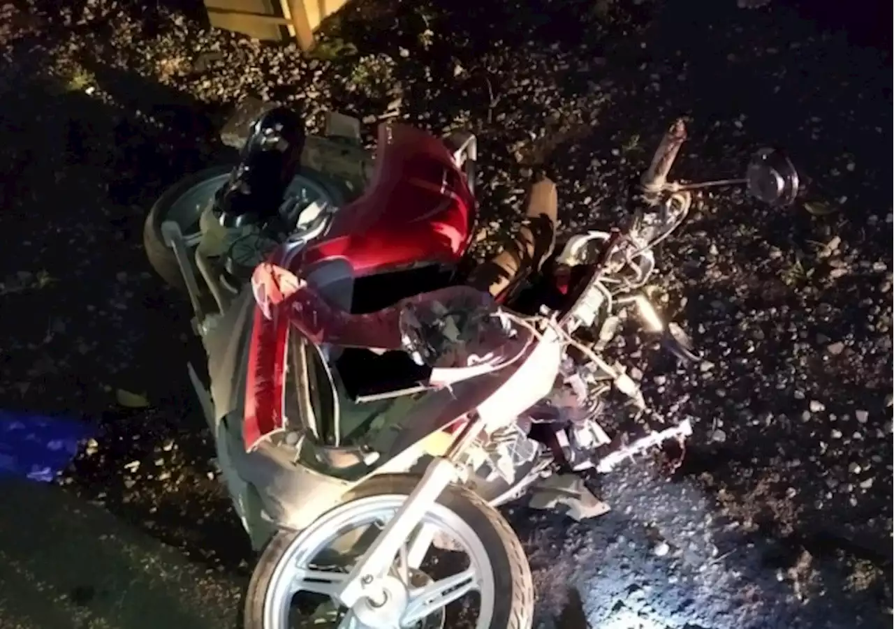 Tabrak Pantat Truk, Pengendara Motor Alami Pecah Kepala