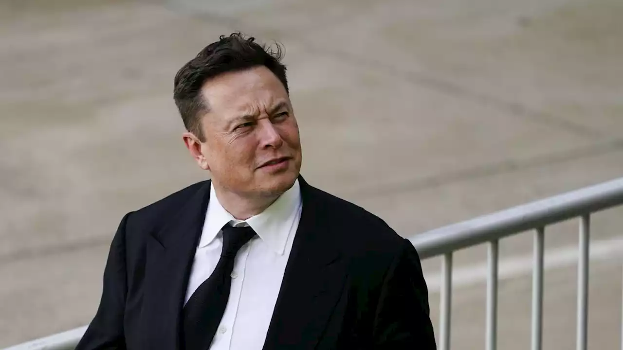 Elon Musk Mejeng di Met Gala 2022 Usai Beli Twitter