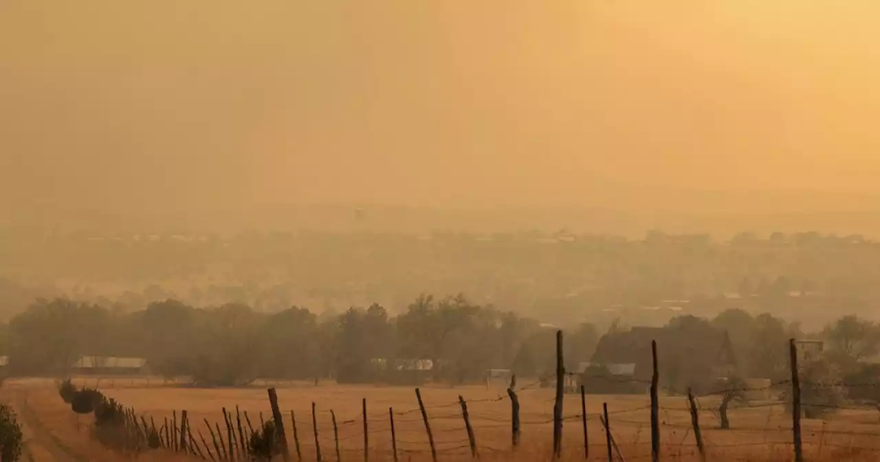 Dangerous New Mexico wildfire menaces historic city | Malay Mail