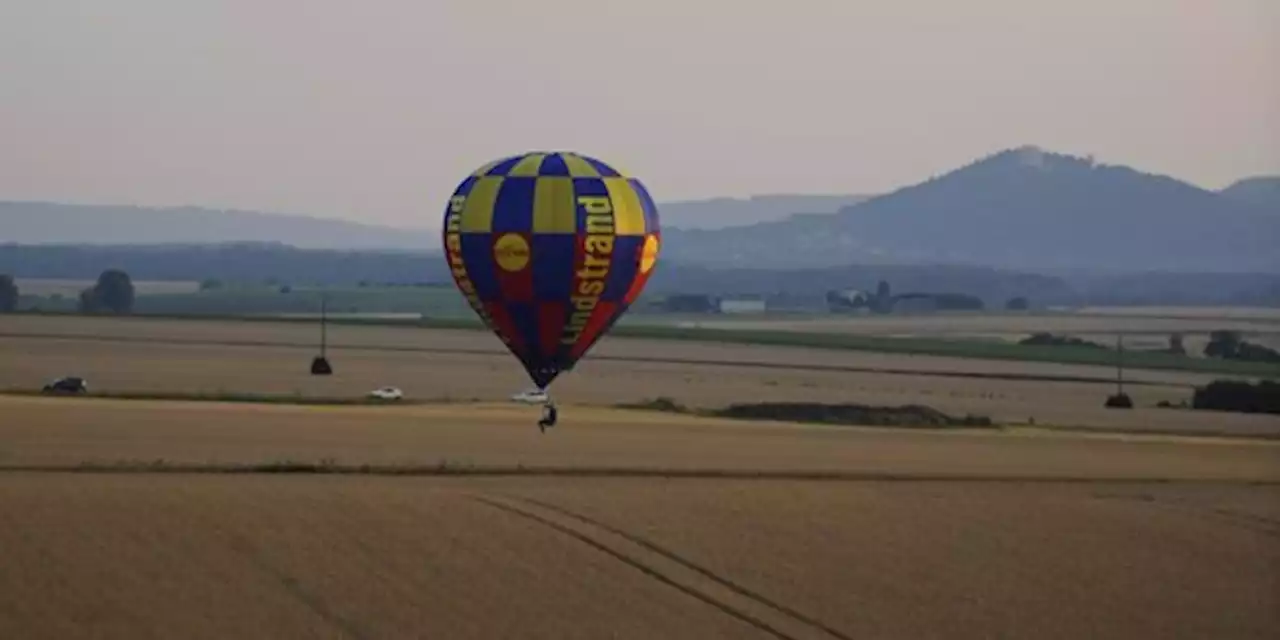 AirNav Indonesia Deteksi Keberadaan Balon Udara Liar | merdeka.com