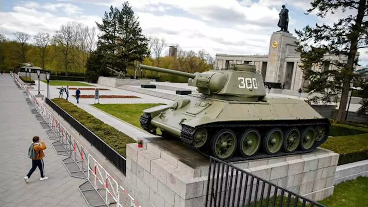 Berlin mit russischem Gedenken und Protesten gegen Krieg vor brisanten Tagen