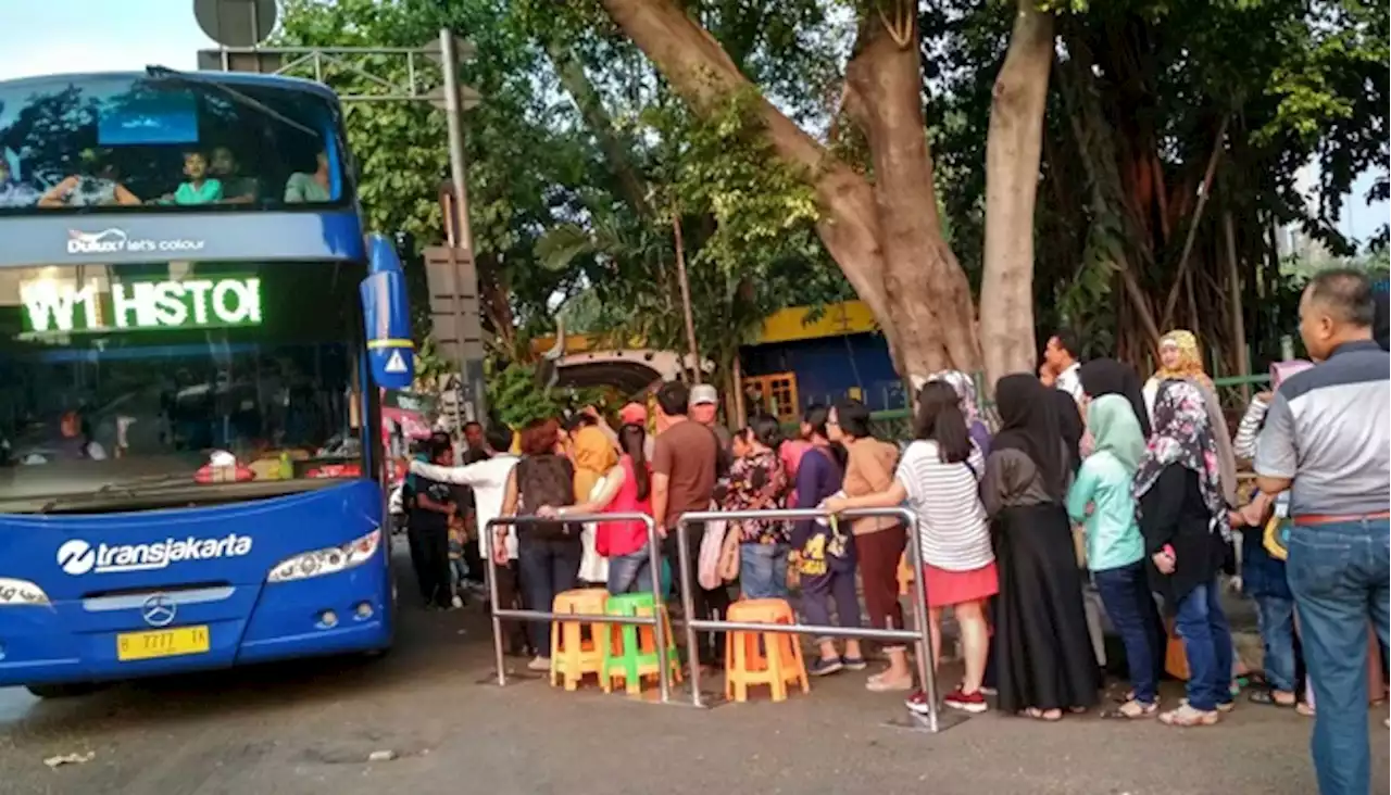 Libur Lebaran, Transjakarta Mulai Operasikan Bus Wisata Jakarta Baru dan Pencakar Langit