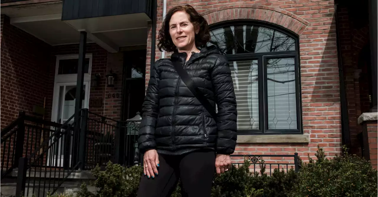 'You pretty much need help from your family': How do Torontonians feel about the housing market? We went to an open house to find out