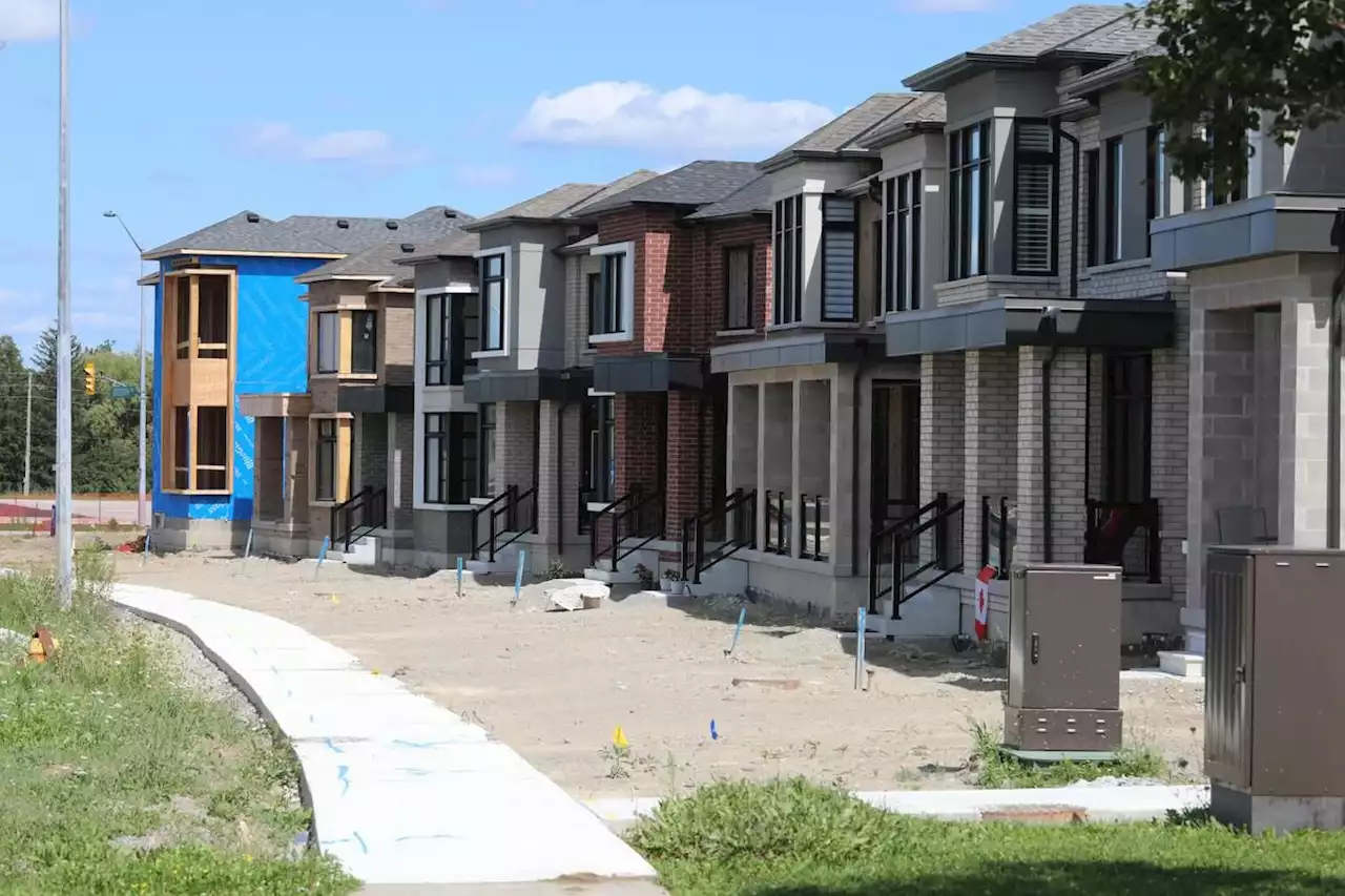 15,000 residential construction workers go on strike over wages amid rising inflation
