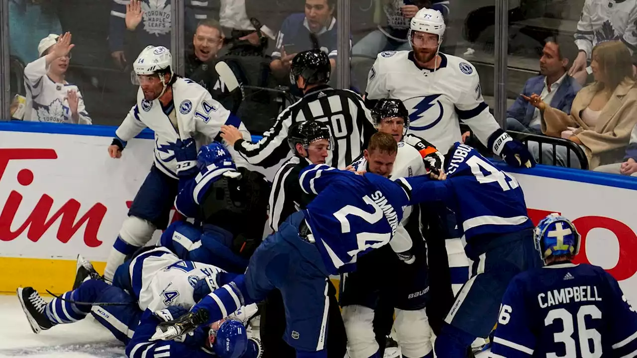 Ugly brawl breaks out as Toronto Maple Leafs rout Tampa Bay Lightning in Game 1