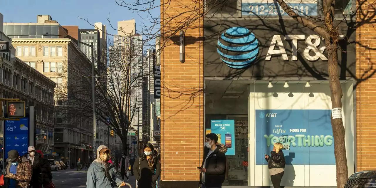 AT&T Raises Prices for Older Wireless Plans