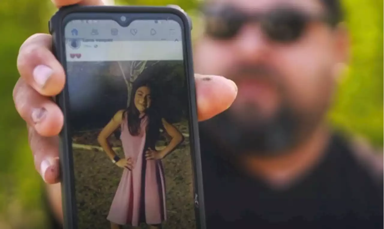 A dad's anguish outside Texas school while shooting unfolded