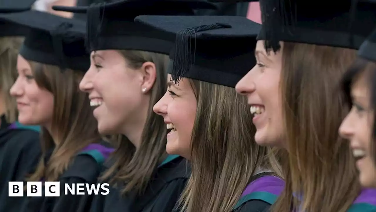 World's top graduates get new UK visa option