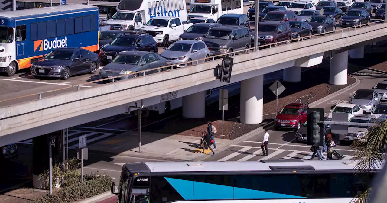 Gas prices hit all-time high in Los Angeles County amidst busiest travel weekend since 2019