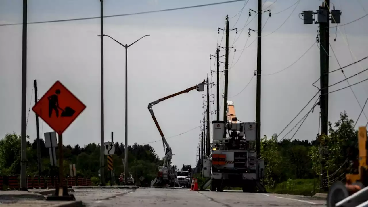 Efforts continue to restore power to thousands of Ottawa area residents