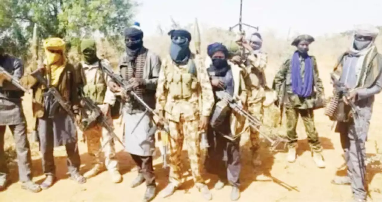 Bandits burn down three vehicles at Katsina security checkpoint