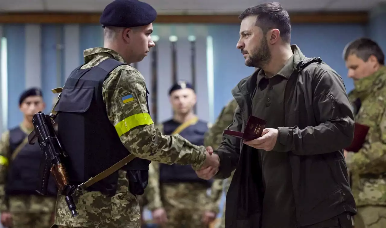 UKRAINE UPDATE: 30 MAY 2022: Zelensky leaves Kyiv to visit troops in Kharkiv; European stalemate on Russian oil embargo