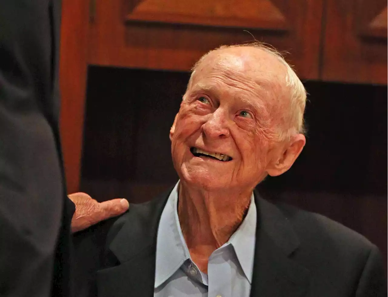 S.A. veteran, D-Day survivor had no college but became a general