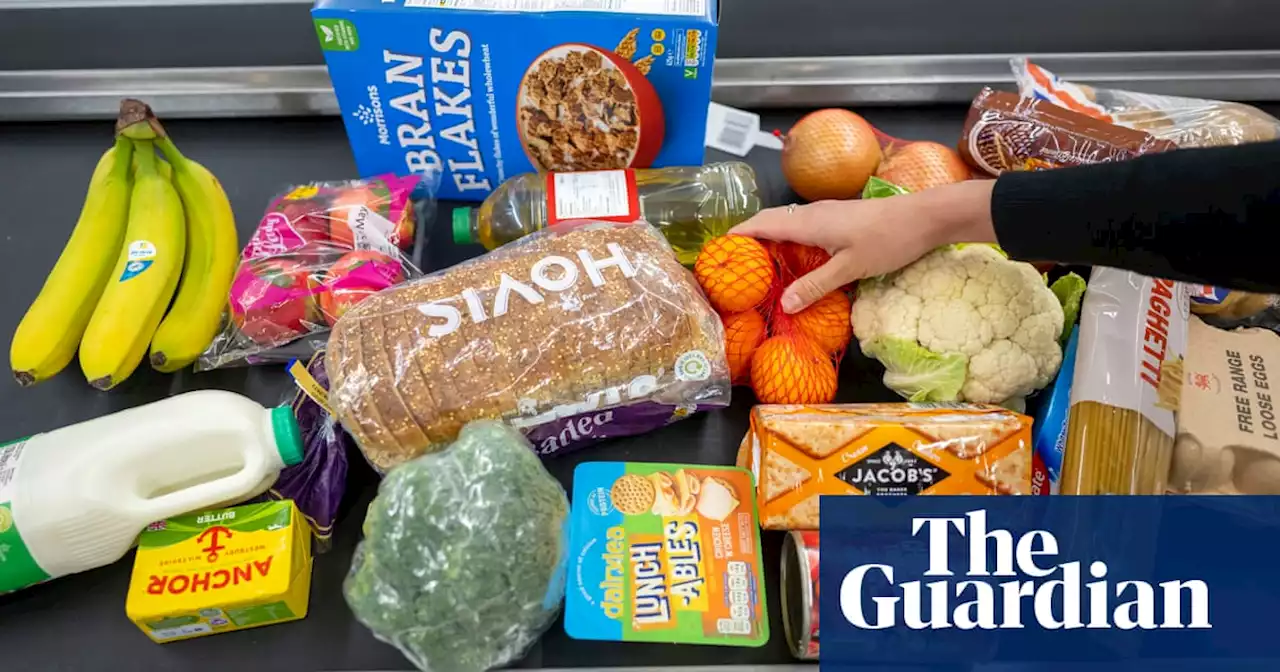 Pasta, bread and crisps among biggest UK budget food price increases