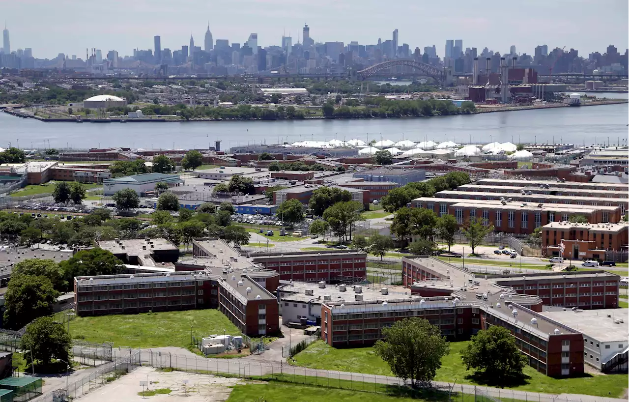 Sixth inmate dies in NYC jail system this year