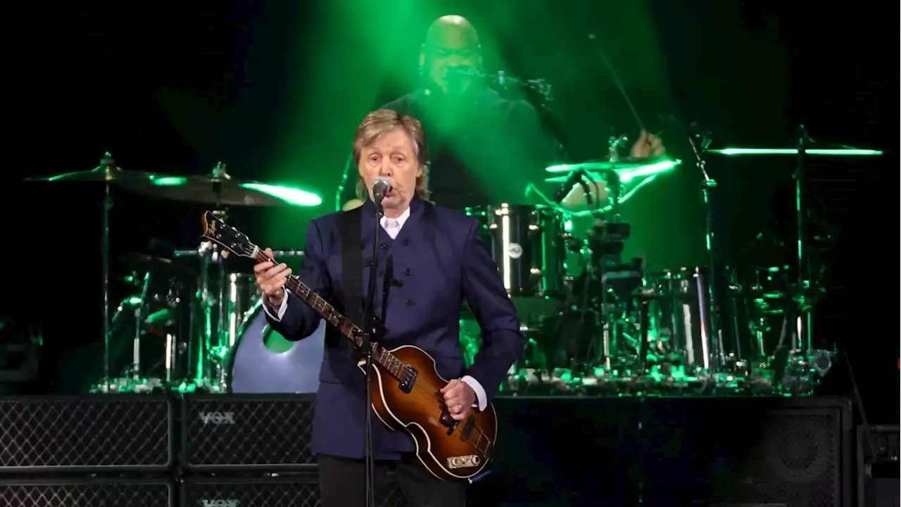 Paul McCartney Shows Visuals of Johnny Depp During Show: TMZ