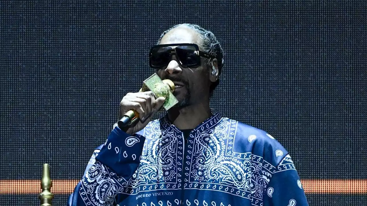 Snoop Dogg Cancels Upcoming Non-U.S. Shows, Citing “Unforeseen Scheduling Conflicts”