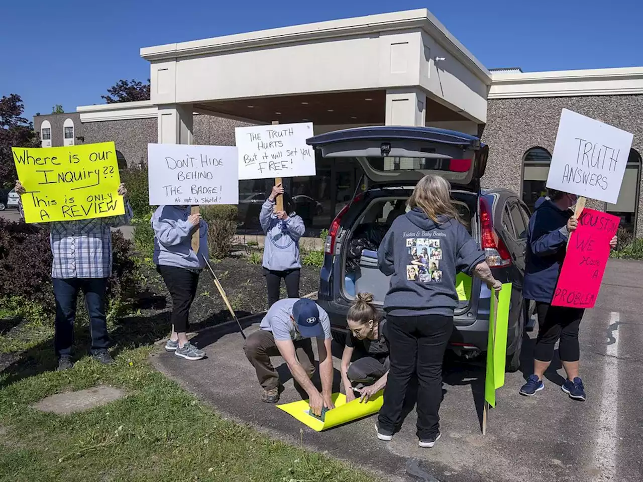 'Lost confidence:' Nova Scotia mass shooting inquiry resumes amid public backlash